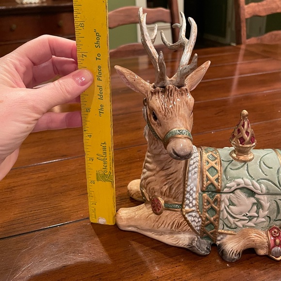 Fitz and Floyd Santa deer lidded trinket box from Georgian collection - Picture 4 of 17